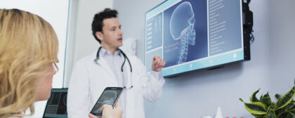 How Digital Signage Improves Hospital Communications and Staff Productivity