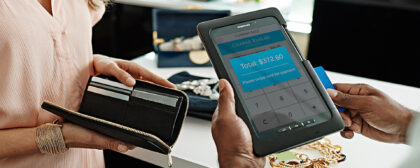 3 Ways Small Businesses Can Leverage In-Store Mobile Shopping