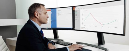 Indefinable Love for a Curved Monitor