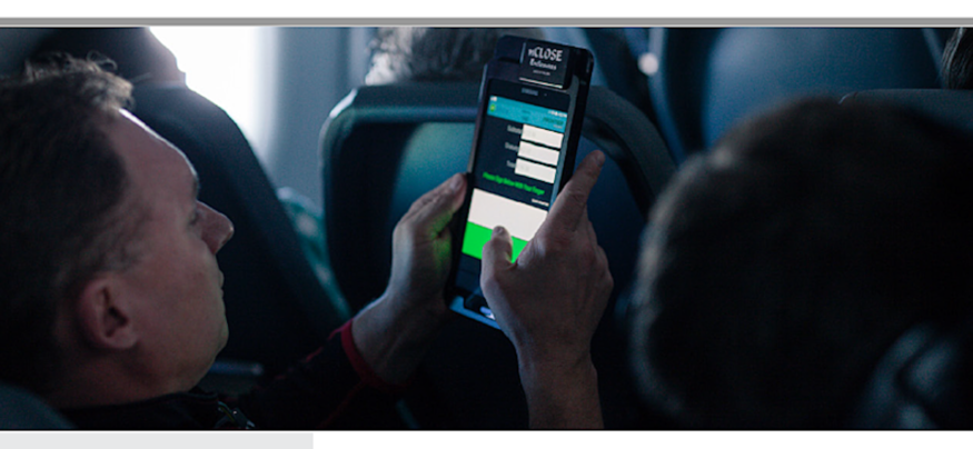 Frontier Airlines is equipping its nearly 1,300 flight attendants with tablets in order to improve the efficiency of its in-flight purchases.