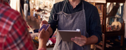 Multichannel Retailing a Must-Have for the Holidays