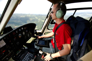 How Airline Mobile Technology Is Transforming Pilot Training