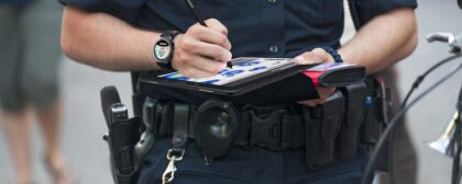 How Can Smart Mobile Devices Impact Police Officer Safety?