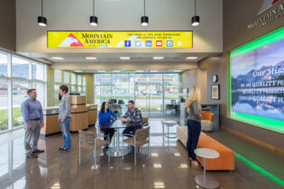 Samsung Digital Signage Displays Transform Branch Banking Experience