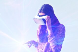 The Impact of Augmented and Virtual Reality on Personalized Learning