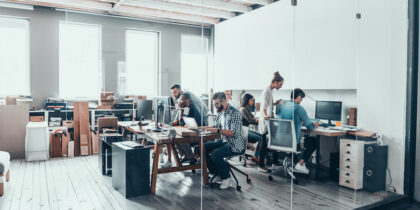 How to Create the Ideal Hot Desk Workspace for Your Flex Workers