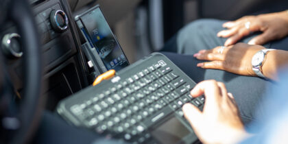 Chicago Police Department Piloting Samsung DeX in Vehicle