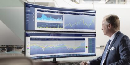 Wide, Curved Screens Bring Health Benefits to the Workplace