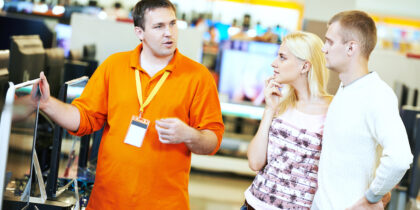 How to Help Retail Associates Be More Productive