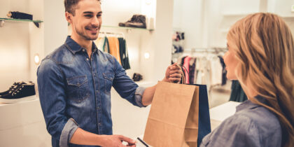 BYOD vs. Company Owned: Choosing a Mobility Plan for Retail Associates