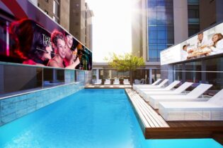 Enhancing the guest experience with digital signage in hospitality