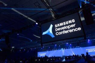 A packed theater at the Samsung Developers Conference