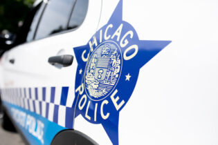Chicago PD improves situational awareness and data access with smartphones