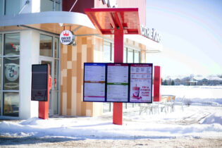 Samsung Digital Menu Boards SmoothieKing
