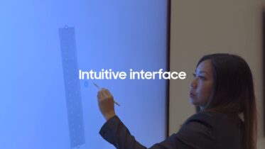 What are the advantages of smart boards in the classroom?