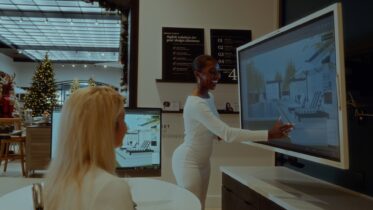 Frontgate brings visual designs to life with Samsung Interactive Displays