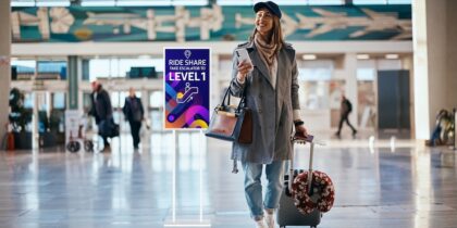How airport display systems can make the most of travel surge