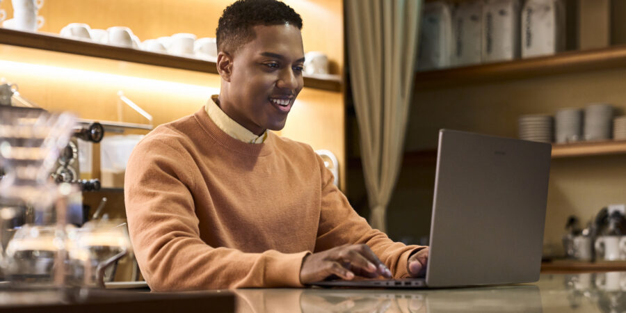 How Galaxy Book6 Enterprise Edition powers SMBs throughout the day